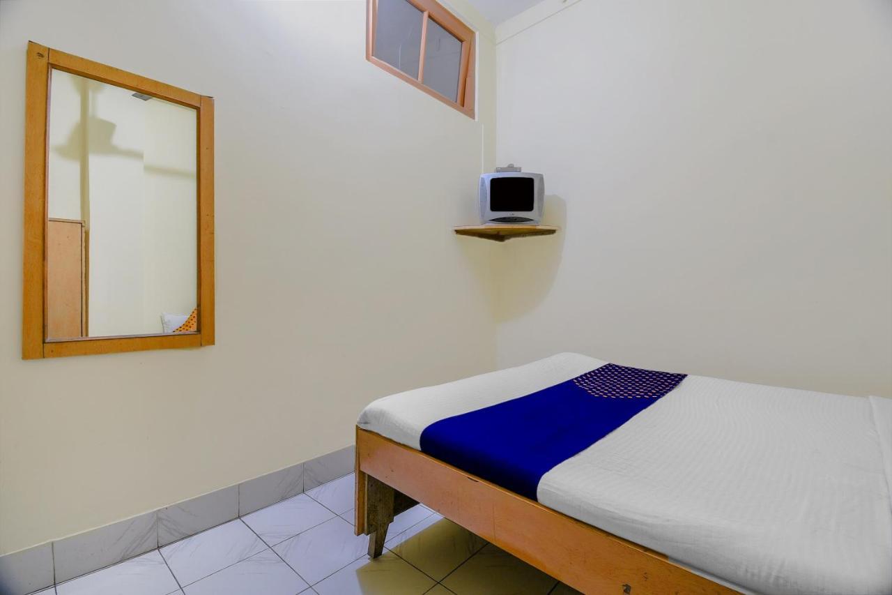 Oyo Flagship 71156 Hotel Jaybee'S Dibrugarh Exterior foto